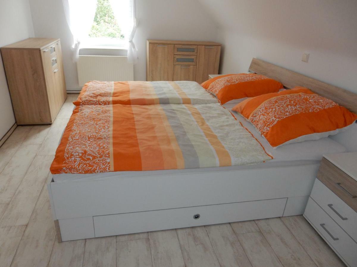 Ferienwohnung Gaensebluemchen Wartenburg ภายนอก รูปภาพ